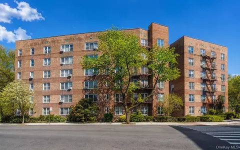 74-45 Yellowstone Blvd #2/C, New York, NY 11374