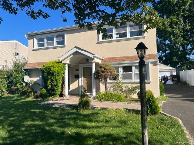12 Walter Ave, Hicksville, NY 11801