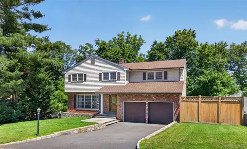 7 Overlook Rd, Greenburgh, NY 10522