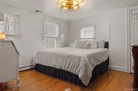 Bedroom - 195 Pressler Rd, Wallkill, NY 12589 photo 1 of 5