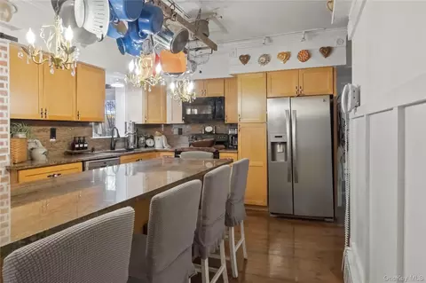 Kitchen - 195 Pressler Rd, Wallkill, NY 12589 photo 1 of 2