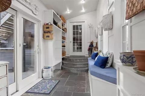 Entry Way - 195 Pressler Rd, Wallkill, NY 12589 photo 6 of 9