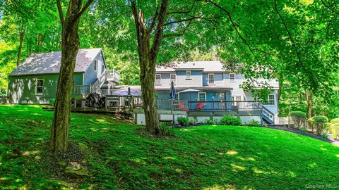 Exterior - 195 Pressler Rd, Wallkill, NY 12589 photo 6 of 12