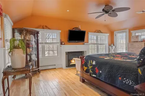 Bedroom - 195 Pressler Rd, Wallkill, NY 12589 photo 3 of 5