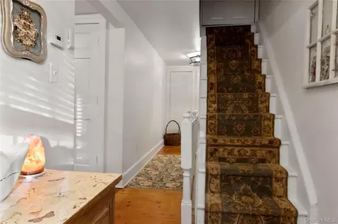 Entry Way - 195 Pressler Rd, Wallkill, NY 12589 photo 9 of 9