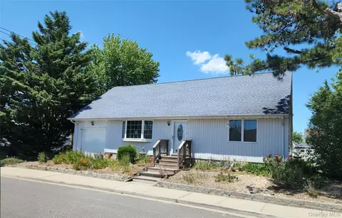 2777 Alder Rd, Bellmore, NY 11710