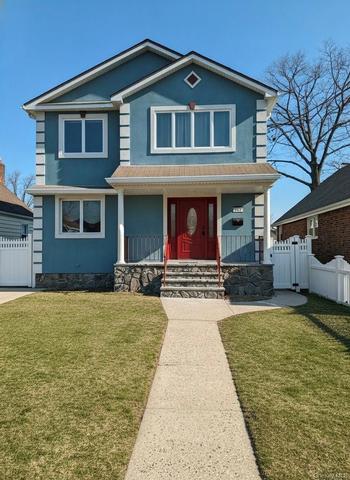 267 Seidman Pl, Franklin Square, NY 11010