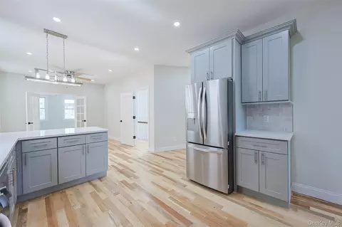 Entry Way - 58-13 69th Pl, New York, NY 11378 photo 5 of 8