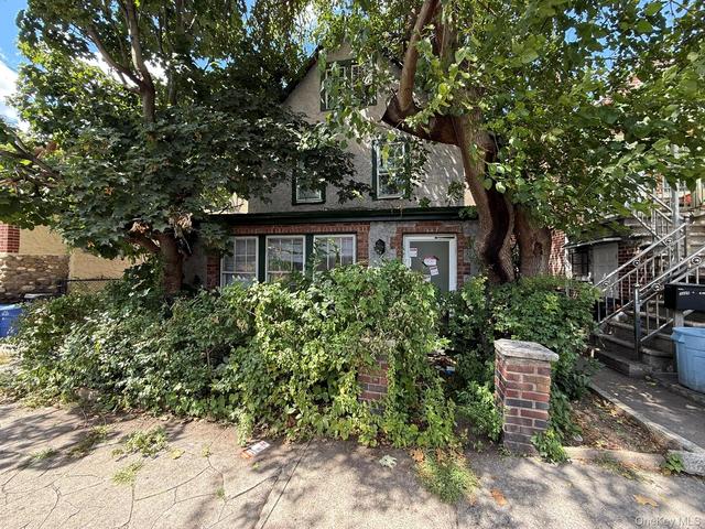 3447 Corlear Ave, New York, NY 10463