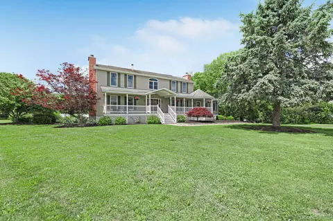 34 Stapleton Ct, Wawayanda, NY 10940