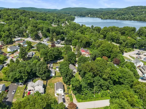 View/Area - 10 Batavia Rd, Patterson, NY 12563 photo 7 of 7