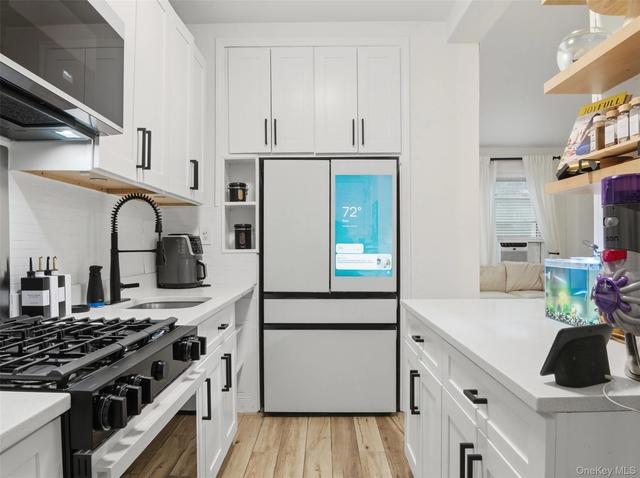 8 Fordham Hill Oval #1C, New York, NY 10468
