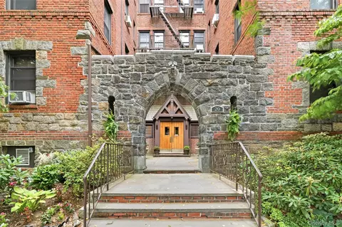 20 William St #5H, Mount Vernon, NY 10552