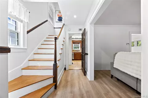 82 Superior Rd, Hempstead, NY 11001