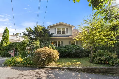 396 Farragut Ave, Greenburgh, NY 10706