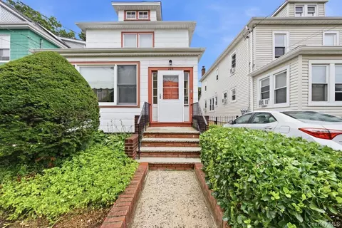 338 E 238th St, New York, NY 10470