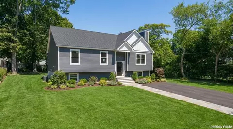 133 Shinnecock Ave # B, Mastic, NY 11950