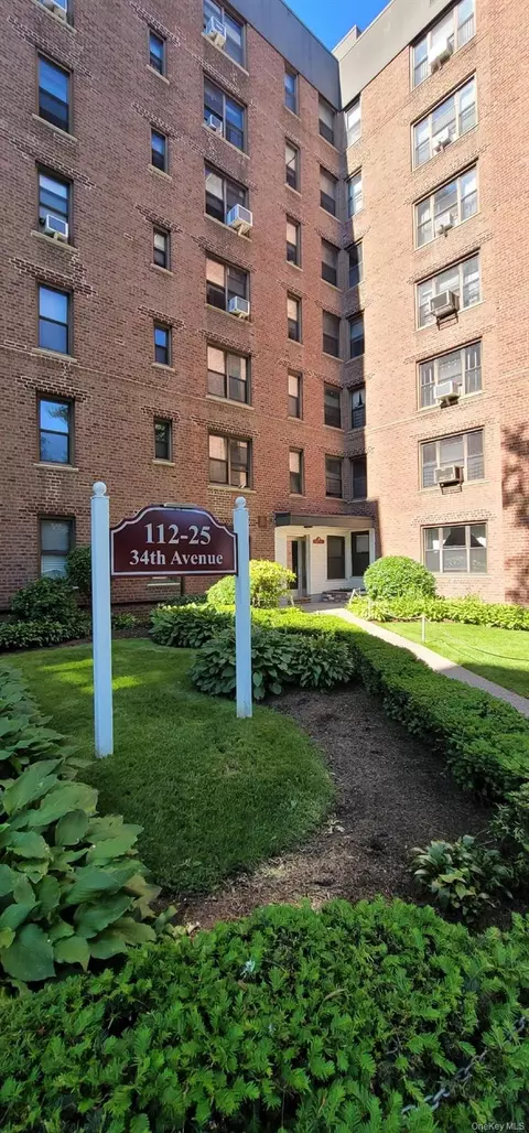 112-25 34th Ave # 2A, New York, NY 11368