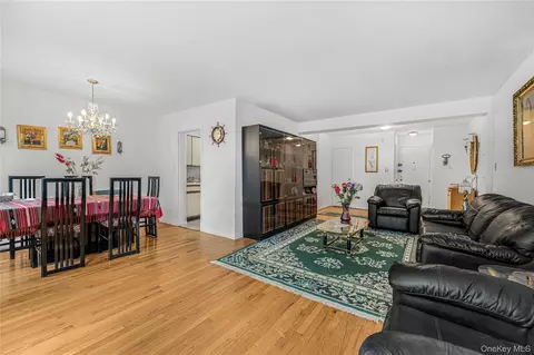2736 Independence Ave #2B, New York, NY 10463