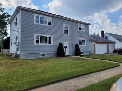 380 Hill Ave, Elmont, NY 11003