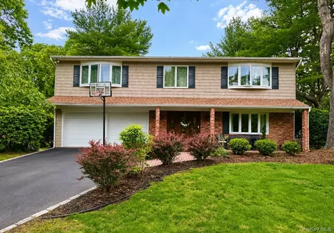 68 Butterfield Dr, Greenlawn, NY 11740