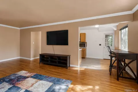Living - 8 N James St #I, Peekskill, NY 10566 photo 5 of 6