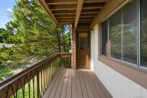 Exterior - 8 N James St #I, Peekskill, NY 10566 photo 2 of 4