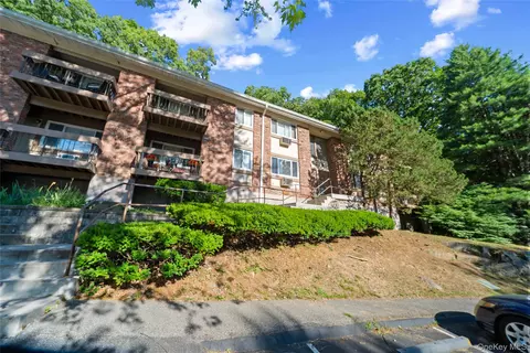 8 N James St #I, Peekskill, NY 10566