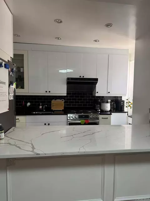 63-93 Woodhaven Blvd #6G3, Rego Park, NY 11374