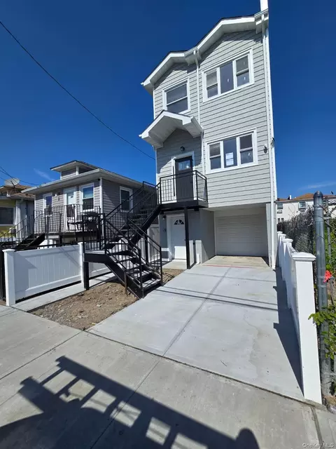 508 Beach 45 St, Far Rockaway, NY 11691