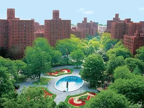 1945 Mcgraw Ave #7C, New York, NY 10462