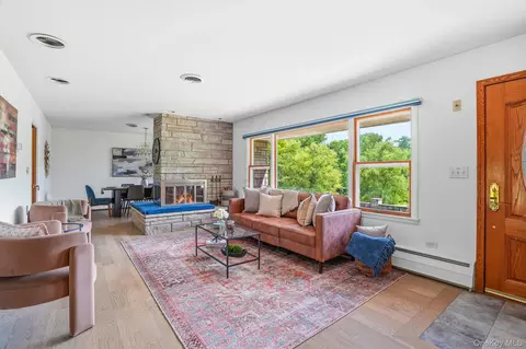 Living - 21 Vail Rd, Poughkeepsie, NY 12603 photo 2 of 4