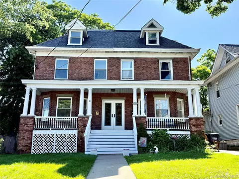 63 Highview Ave, Staten Island, NY 10301