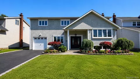 2534 Saw Mill Rd, North Bellmore, NY 11710