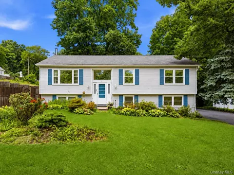 11 Brayton Rd, Kent, NY 10512