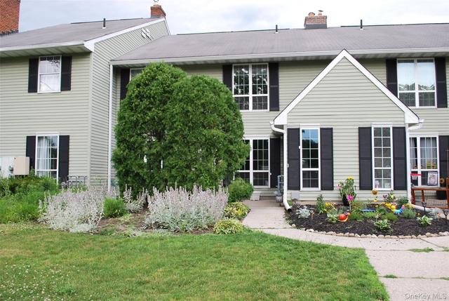 47 Homestead Village Dr, Warwick, NY 10990