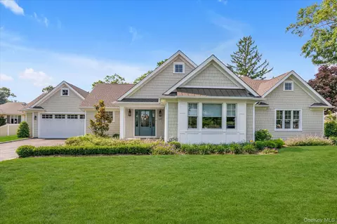 129 Fillmore St, Centerport, NY 11721