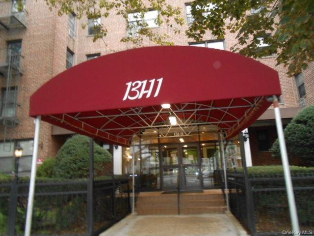 131-11 Kew Gardens Rd #5O, New York, NY 11418