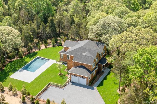 205 Kats Ct, Southold, NY 11939