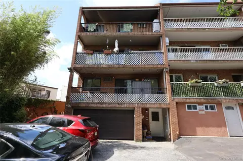 6637 Jay Ave # A, New York, NY 11378