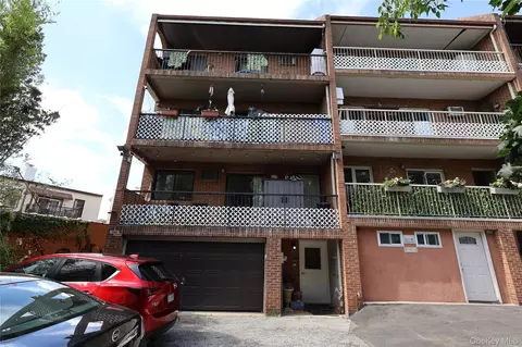 6637 Jay Ave # A, New York, NY 11378