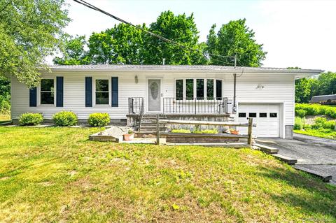 484 State Route 52, Walden, NY 12586