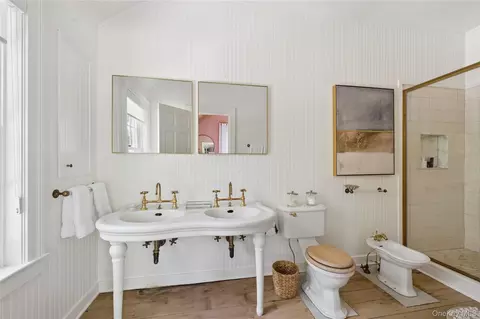 100 90 Briar Patch Rd, East Hampton, NY 11937 photo 21