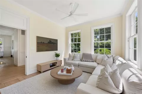 100 90 Briar Patch Rd, East Hampton, NY 11937 photo 14