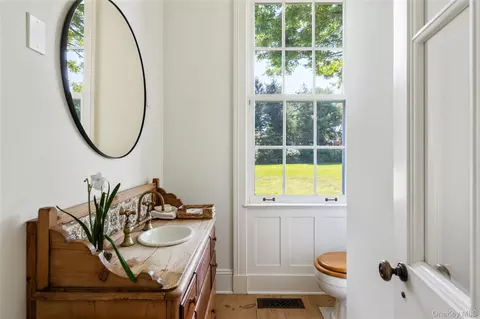 100 90 Briar Patch Rd, East Hampton, NY 11937 photo 18