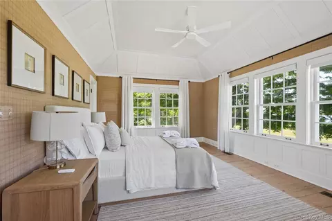 100 90 Briar Patch Rd, East Hampton, NY 11937 photo 22