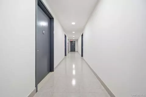 141-15 Cherry Ave #3C, New York, NY 11355