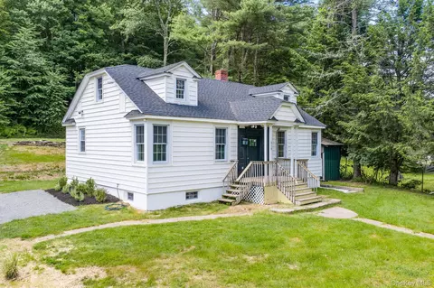810 Benton Hollow Rd, Woodbourne, NY 12788