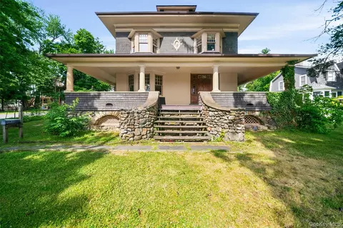 58 Leroy Pl, Newburgh, NY 12550
