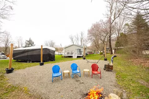 Exterior - 8 Willow Rd, Beacon, NY 12508 photo 6 of 9